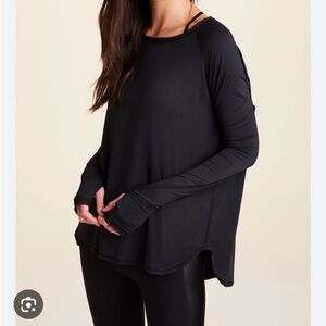 Alala Fractal Raglan Long Sleeve Tee in Black Size S